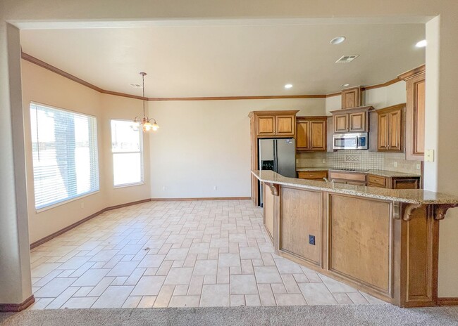 Foto del edificio - $1000 OFF FIRST MONTHS RENT | Wonderful layout in Fenwick Garden Village!