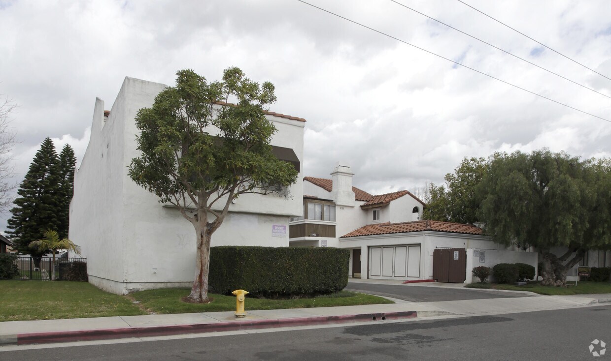 Foto del edificio - 1931-1935 Houston Ave