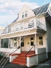 Building Photo - 139 W Gilman St