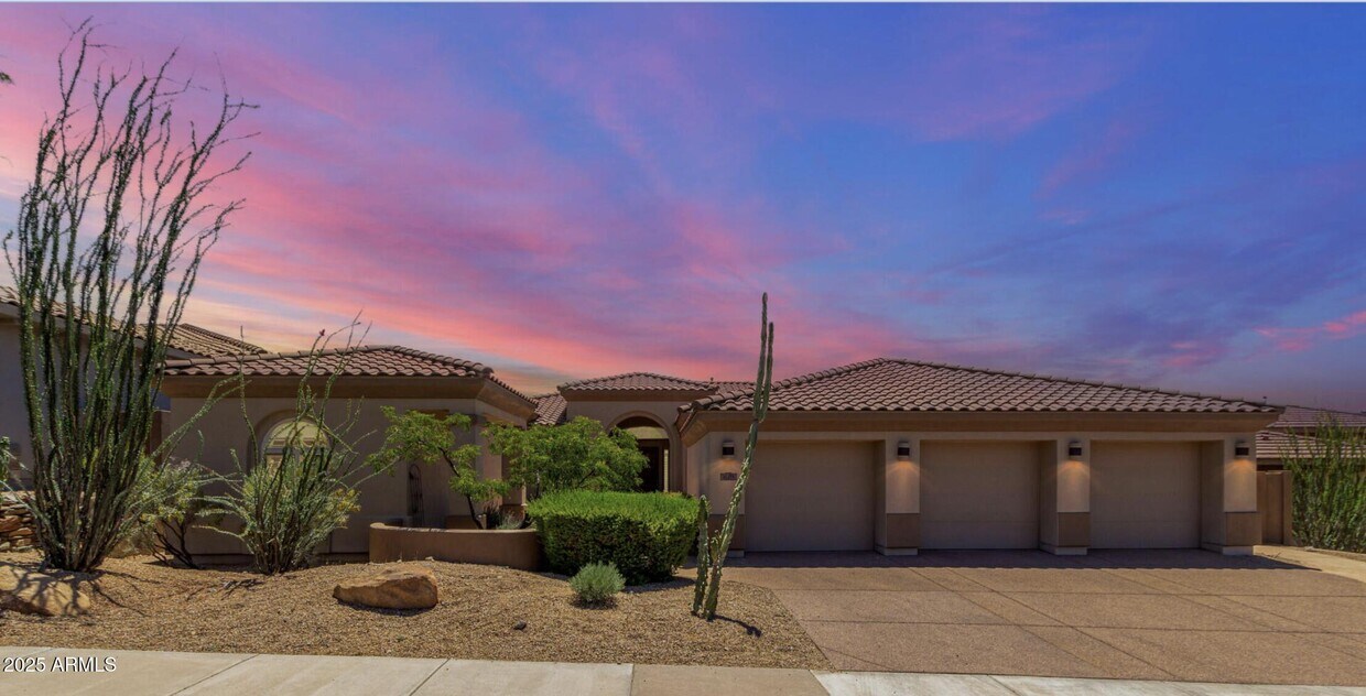 Foto principal - 11173 E Greenway Rd