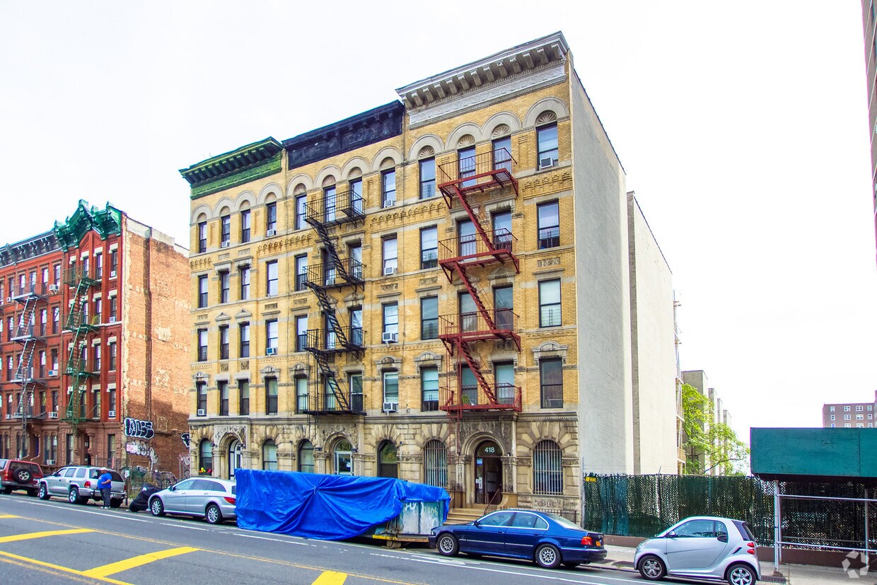 Primary Photo - 418 Saint Nicholas Ave
