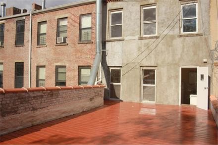 Outdoor Patio - 354 E 116th St