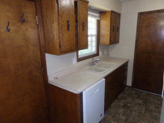 Foto del edificio - BCR 2854 Sumner-