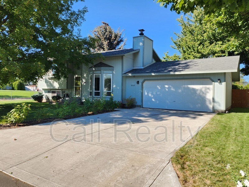Primary Photo - 18105 E Maxwell Ave