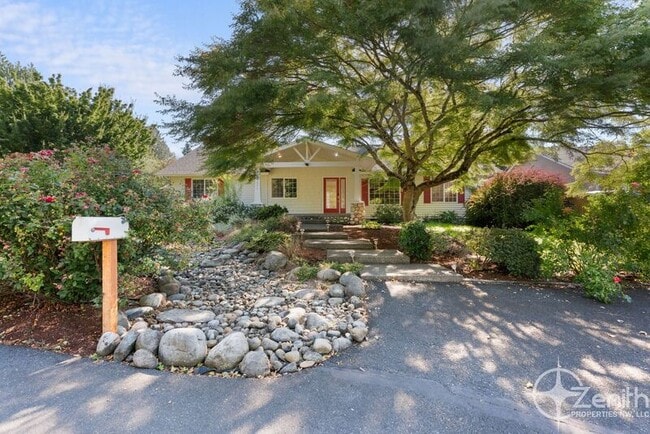 Building Photo - 8611 SE Patterson Pl