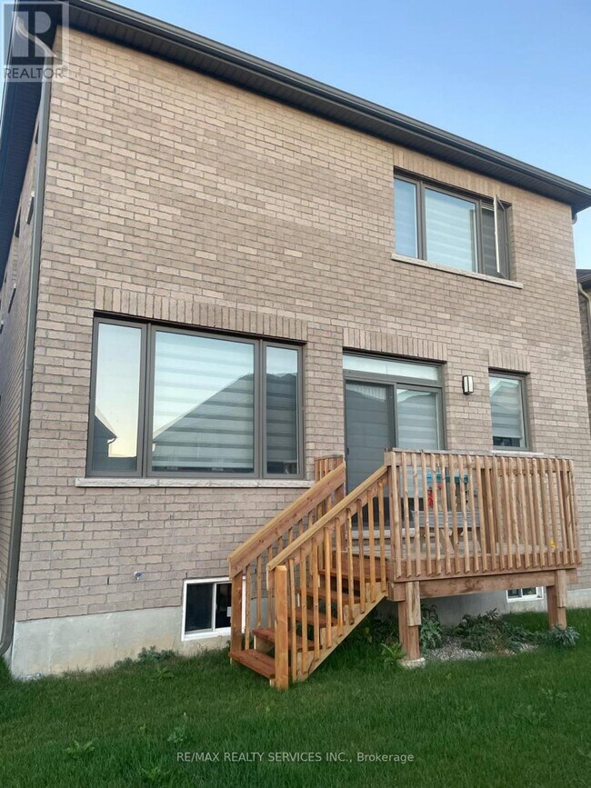 Photo du bâtiment - 21 Prince Philip Blvd