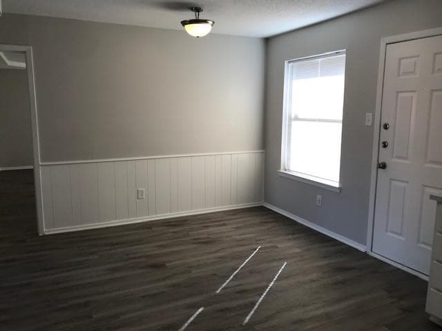 Foto del edificio - 408 Signal Hill Ct N