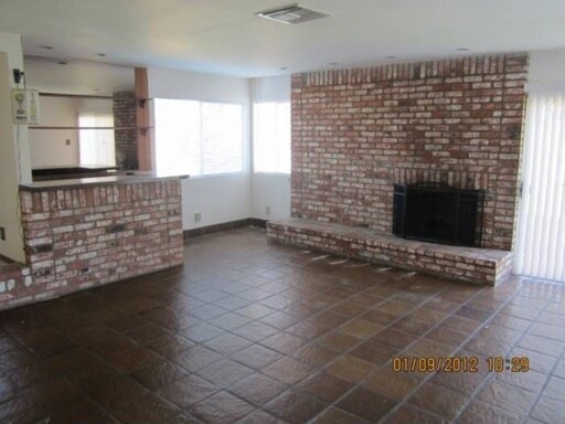 Building Photo - 16015 Celtic St