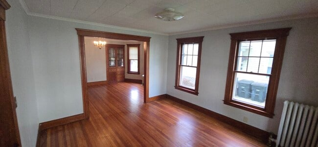 Living room - 54 Hoffman St