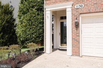 Building Photo - 1150 Keokuk Terrace NE