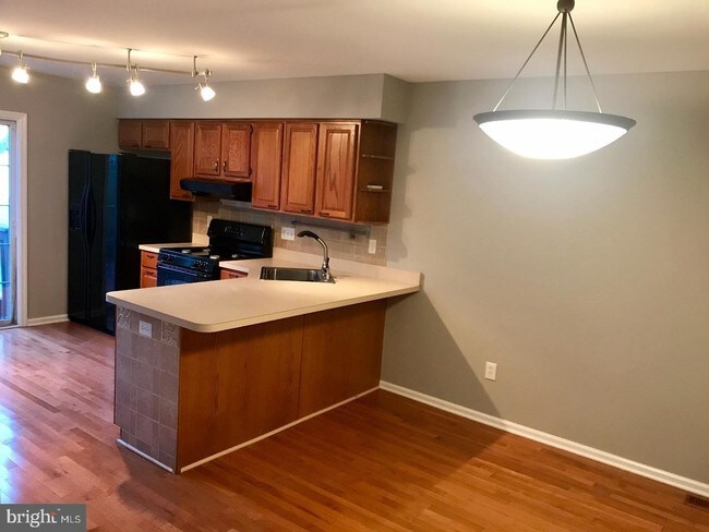 Building Photo - 81 Timbercrest Dr