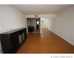 Building Photo - 3 br, 2.5 bath  - The Clipper
