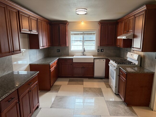 Foto del edificio - 1616 Rio Vista Ave