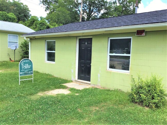 Building Photo - 3062 Howell Ct