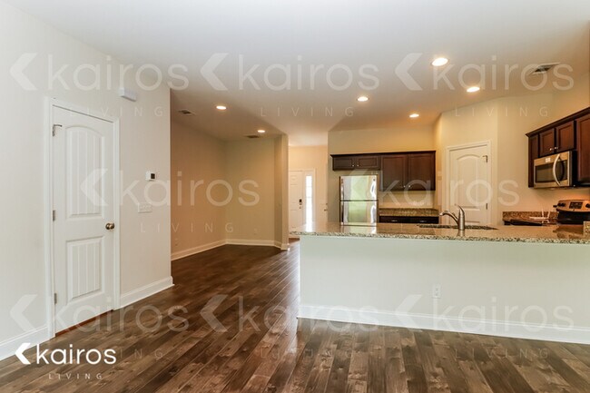 Foto del edificio - 613 Ferguson Ln