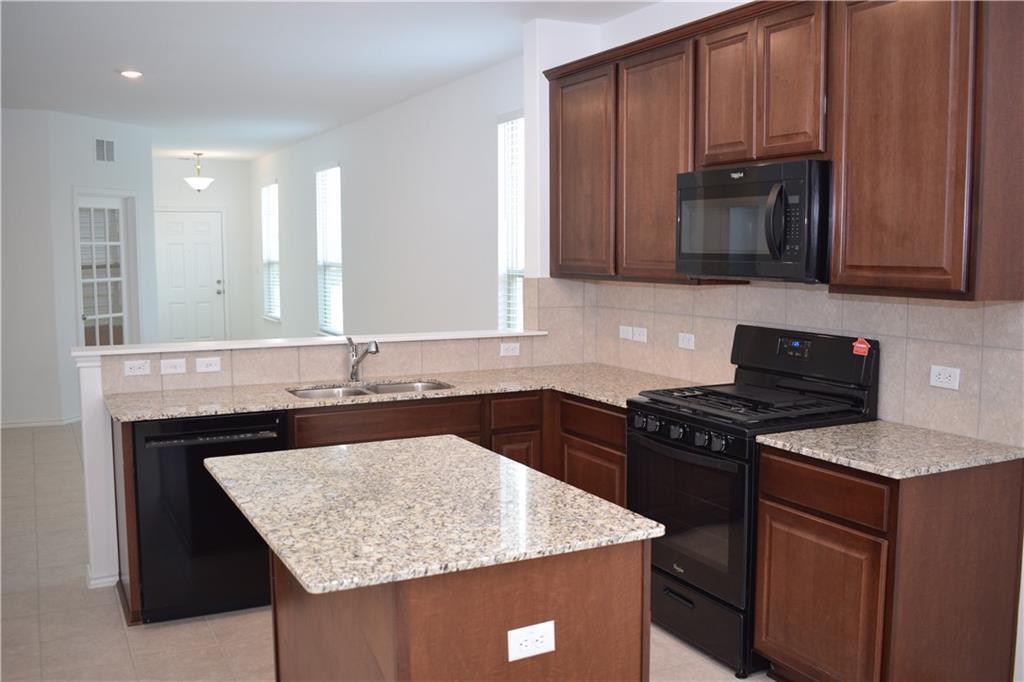 Foto principal - 409 English Oak St