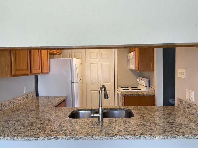 Building Photo - 1803 Briarcreek Blvd
