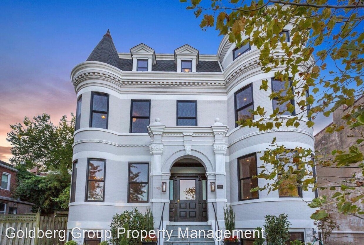 Foto principal - 4 br, 4.5 bath House - 1810 15th Street NW...
