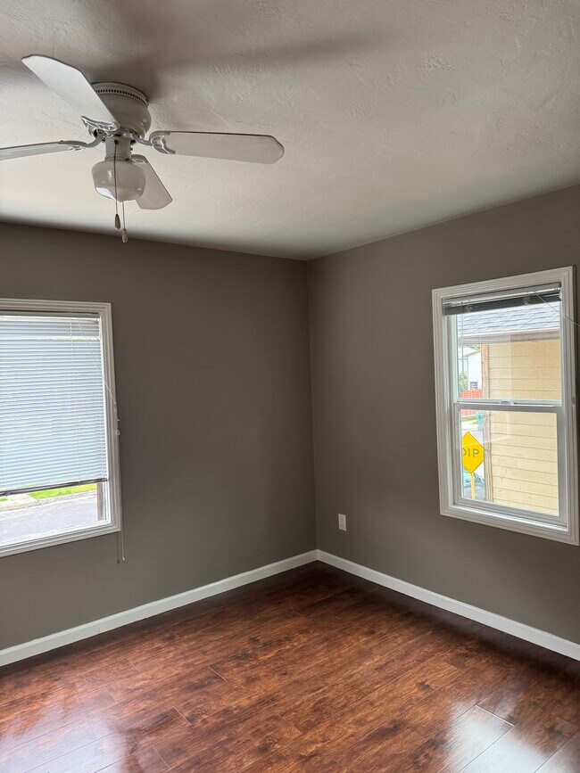 Foto del edificio - 828 Mariposa St