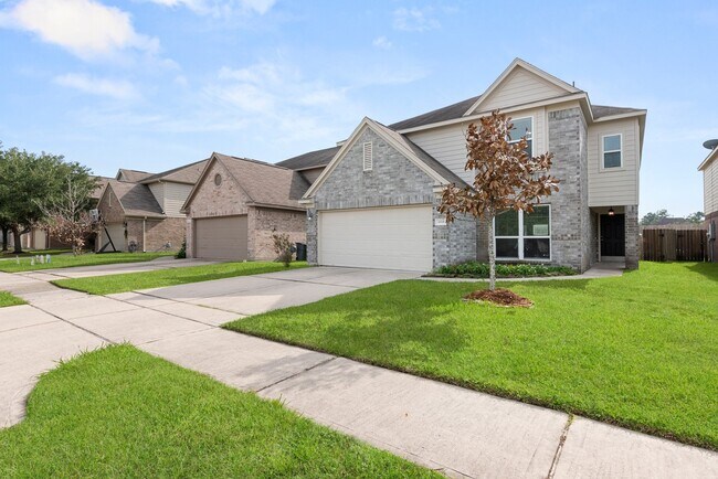 Building Photo - 4818 Fair Oak Dale Ln