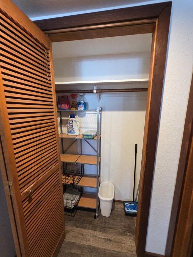 Foto del edificio - 102 Valley View Dr