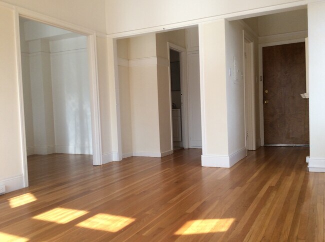 Foto del edificio - 3600 20th St