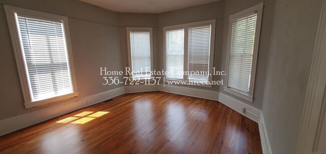 Foto del edificio - 412 W. First Street Apt A