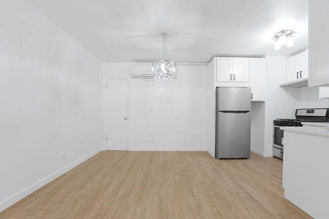 Foto del edificio - 405 W Elk Ave