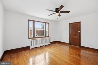 Building Photo - 4026 9th St NE