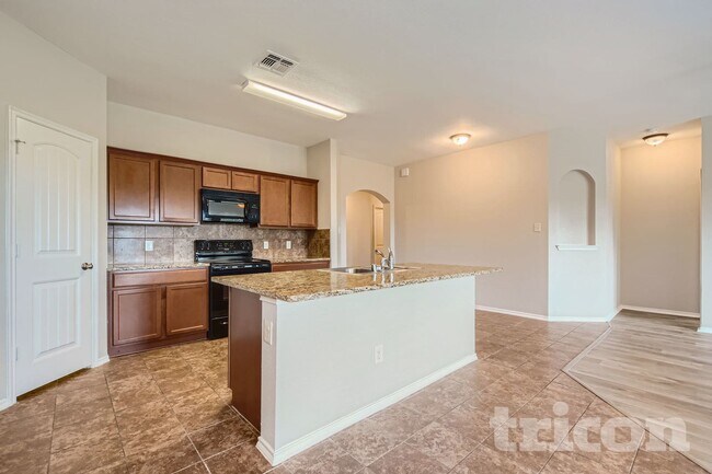 Foto del edificio - 3205 Emory Oak Way