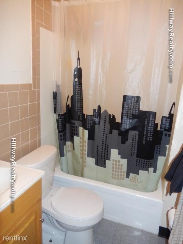 Building Photo - 69 Empire St