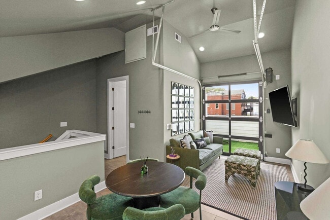 Foto del edificio - 772 E Argyle Ave