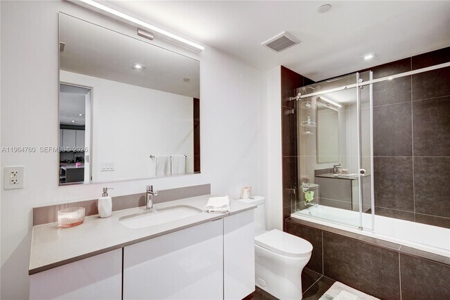 Foto del edificio - 1600 NE 1st Ave