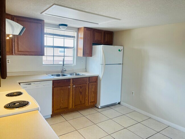 Foto del edificio - 274 Ulster Ln
