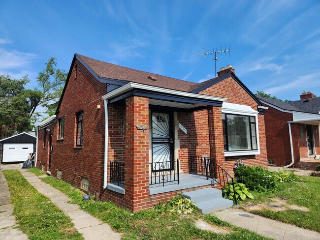 Building Photo - 16751 Forrer St