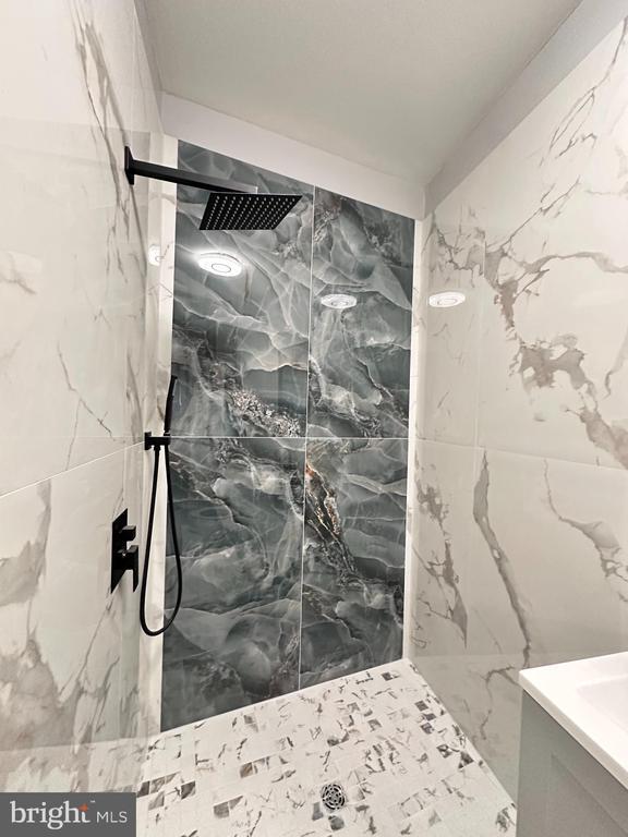 Foto del edificio - 909 S 8th St