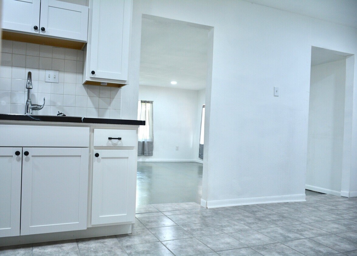 Foto del edificio - 12206 Rocky Springs Trail