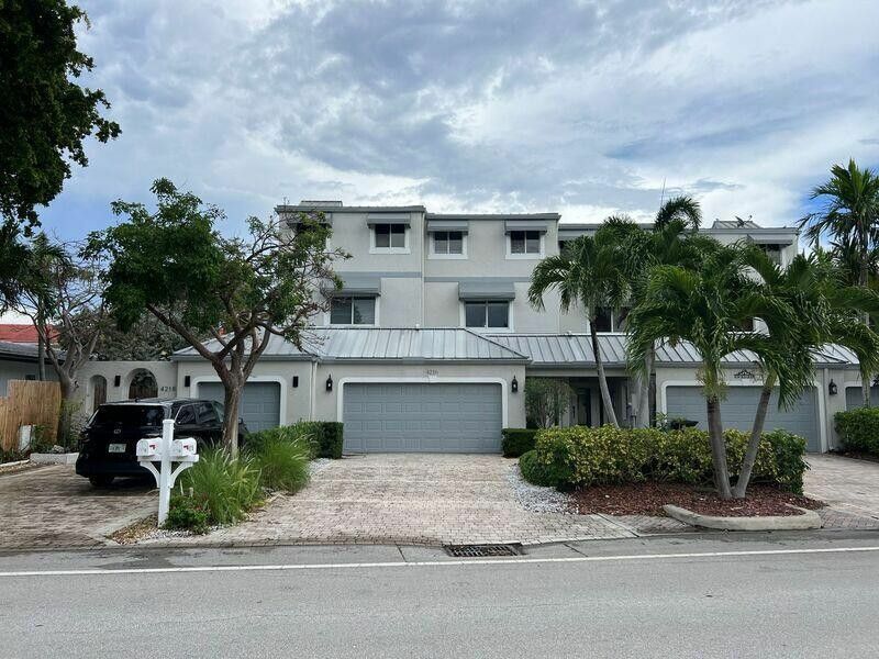 Photo - 4216 Sea Grape Dr (Lauderdale-by-the-Sea, FL)