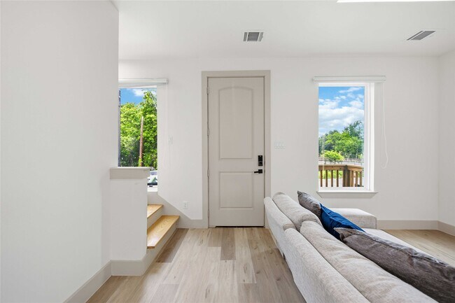 Foto del edificio - 1907 Hailey St