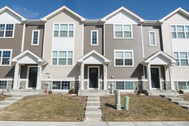 Foto del edificio - 6561 Sassafras Wy