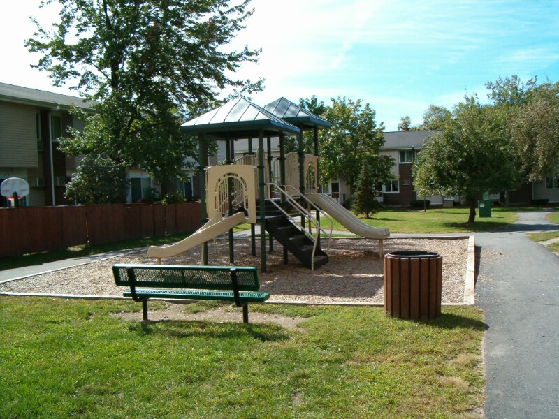 Building Photo - 451 Black Brook Dr