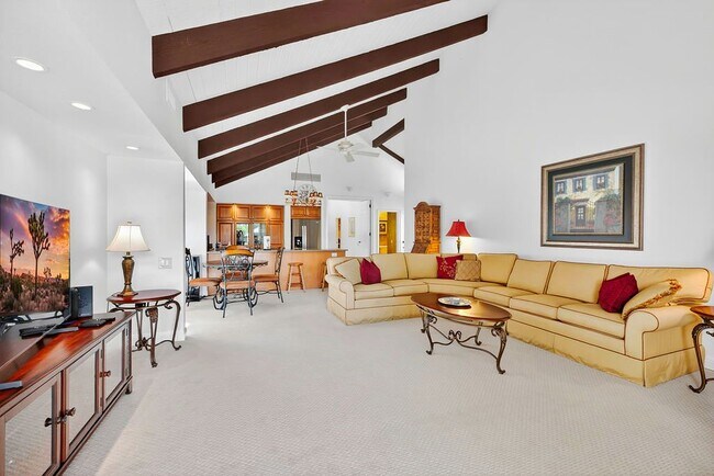 Foto del edificio - 468 Sunningdale Dr
