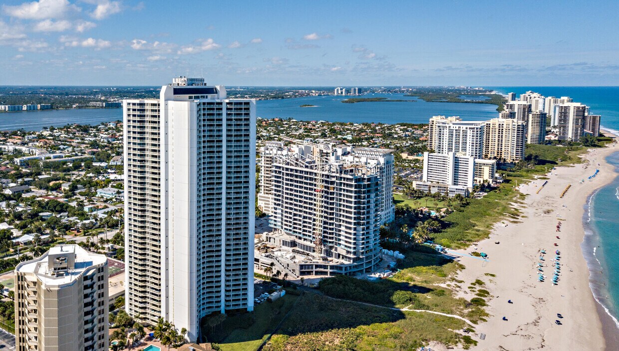 Primary Photo - 3000 N Ocean Dr