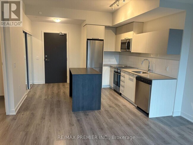 Photo du bâtiment - 25-525 Neighbourhood Ln.