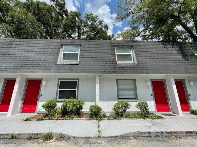 Foto del edificio - 1231 SW 61st Terrace