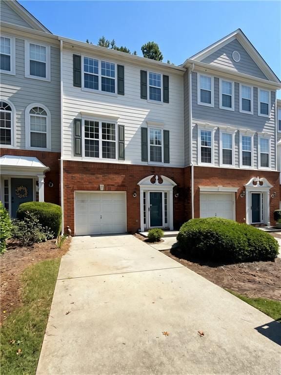 Building Photo - 4003 Howell Park Rd