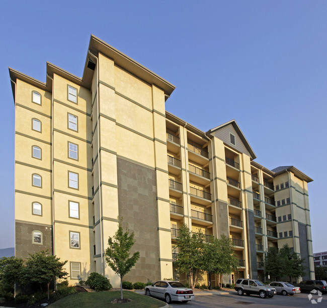 Building Photo - Mountain View Condominiums