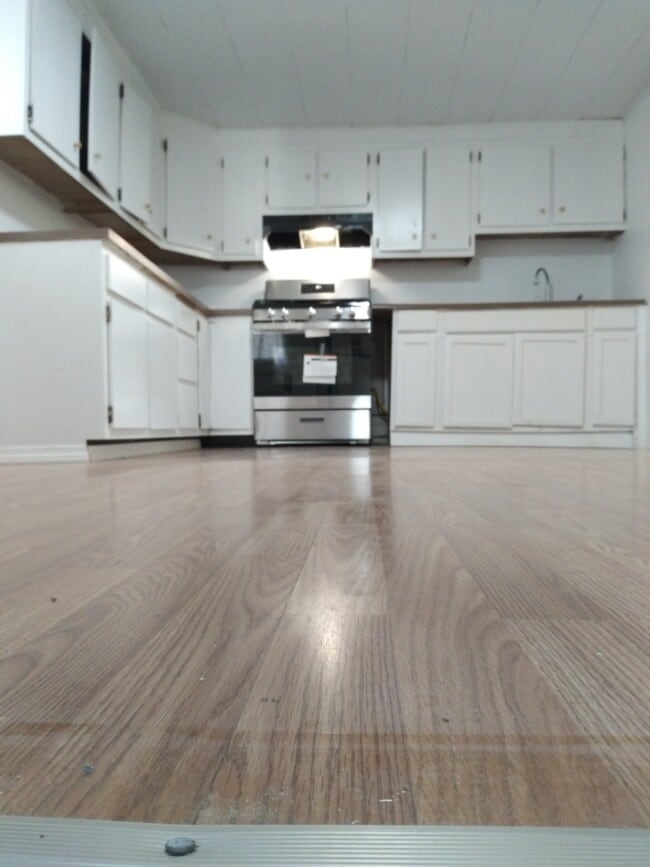 Building Photo - 931 Columbia St