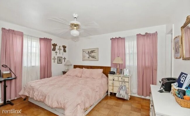 Foto del edificio - 3 br, 2 bath House - 935 Elkcam Boulevard ...
