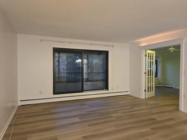 Building Photo - 7510 Cahill Rd